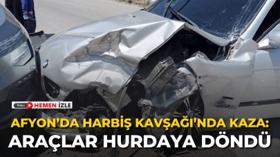 Afyon’da Harbiş Kavşağı’nda Kaza: Araçlar Hurdaya Döndü