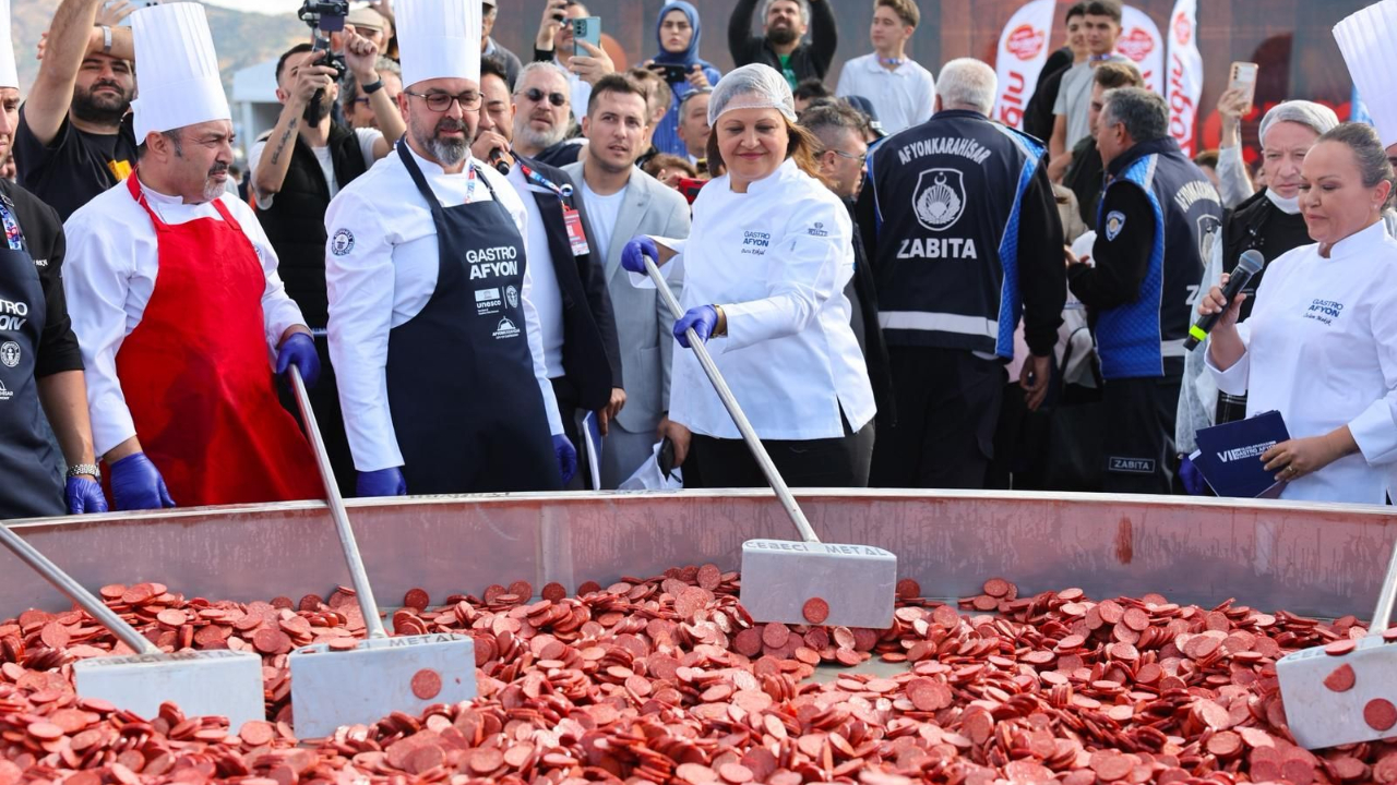 Afyonkarahisar’da İkinci Dünya Rekoru