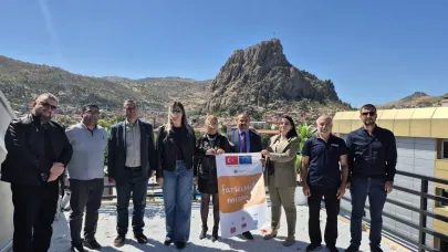 Afyonkarahisar’dan Türkiye’ye Örnek Olacak Bir Afet Eğitimi Projesi