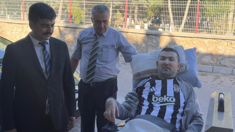 Vali Yiğitbaşı Talimatıyla Zafer Altınışık’ın Evine Engelli Rampası Yapıldı