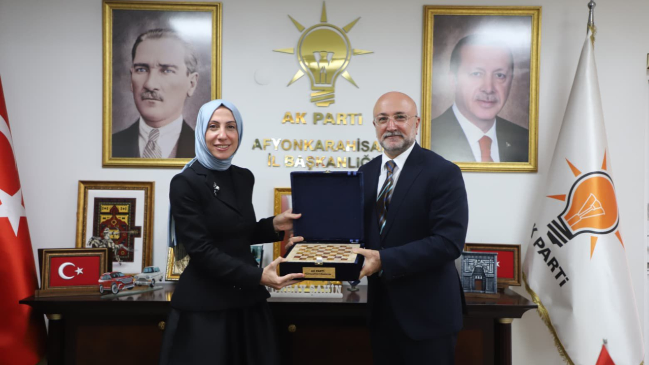 AK Parti Afyon Teşkilatı, Bakan Yardımcısı Koçoğlu’nu Ağırladı