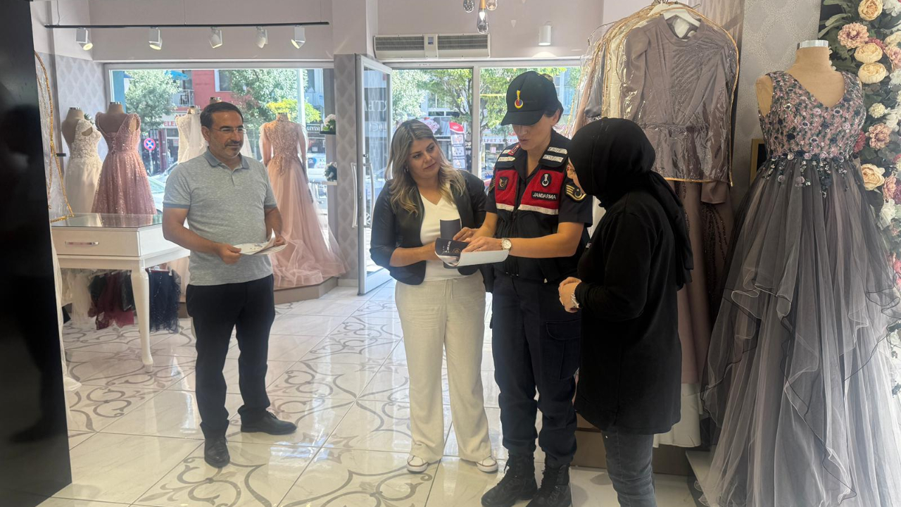 Afyon’da “Kadına Yönelik Şiddetle Mücadele” Semineri Düzenlendi