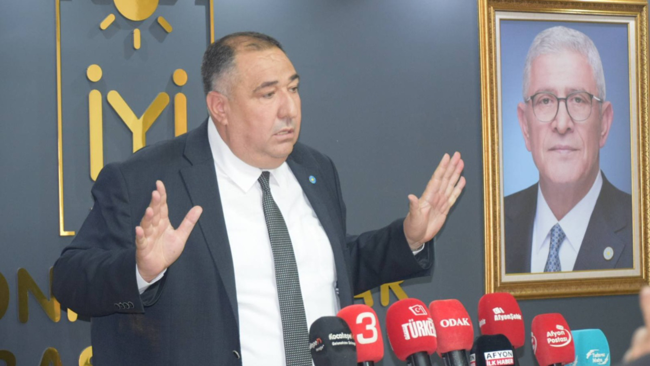 İYİ Partili Mısırlıoğlu, “Sahte Katılımlarla Milletin Aklıyla Alay Ediyorlar” Diyerek AKP’ye Katılım Haberi Sonrası Tepkisini Gösterdi