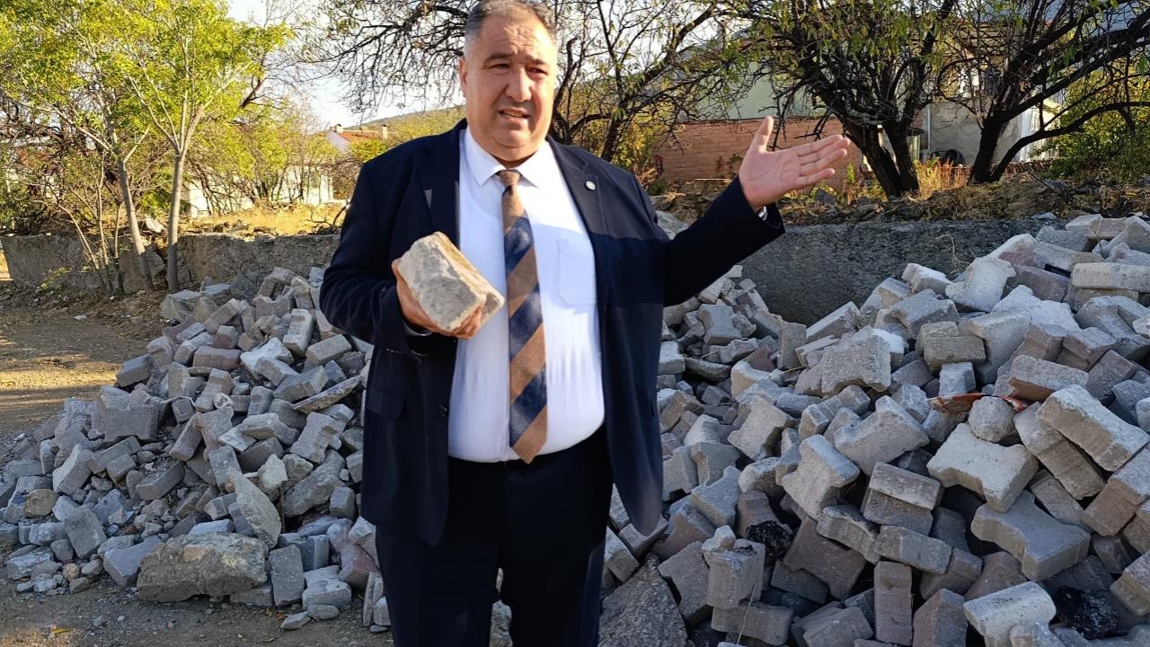 İyi Partili Mısırlıoğlu: “Yakasenek Kaderine Terk Edilmiş”
