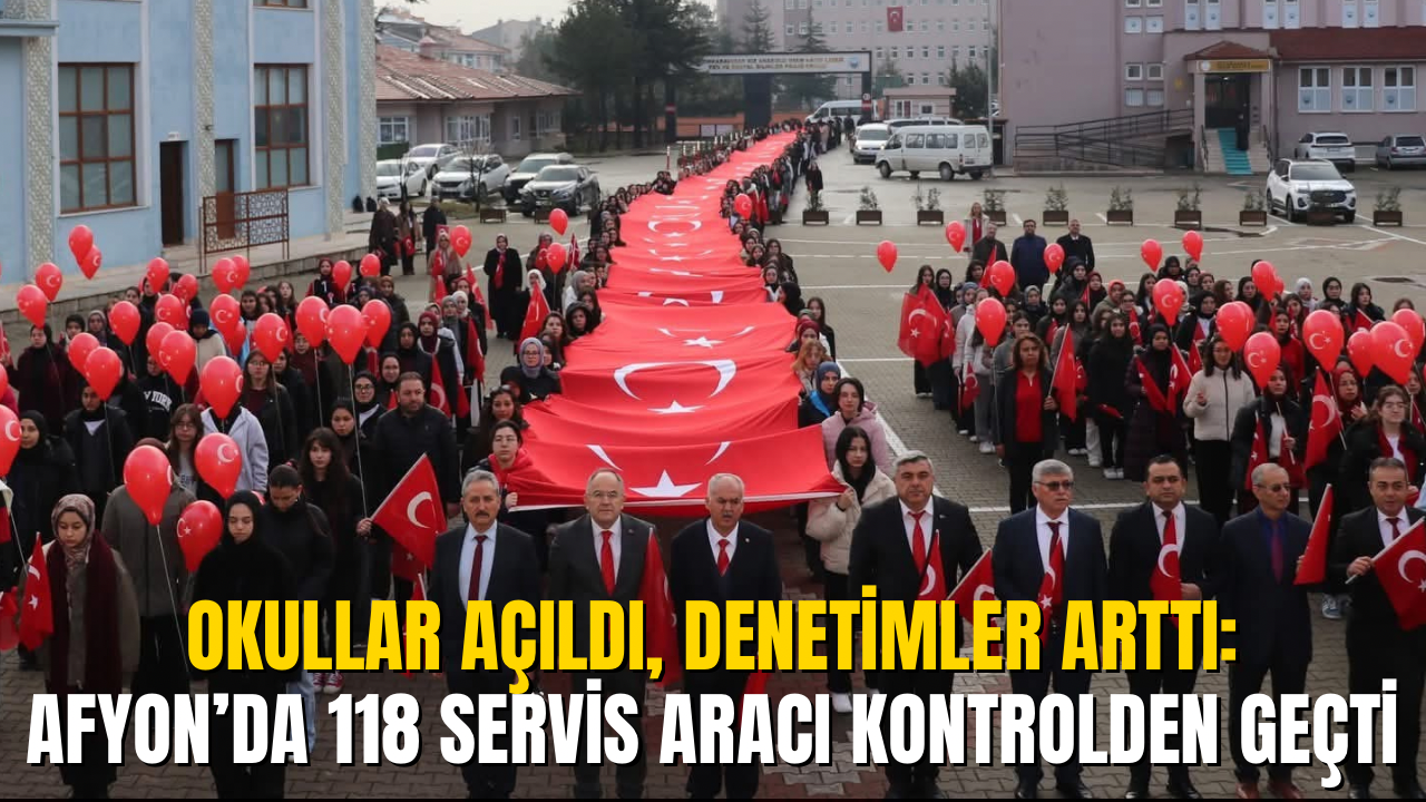 Afyon’da Okullarda Bayrak Coşkusu: 100 Metrelik Dev Bayrak Açıldı