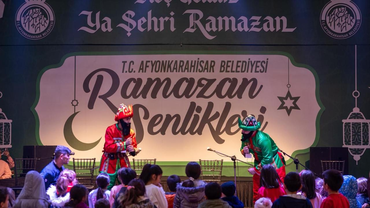 Afyon’da Ramazan’ın İlk Haftasında İftar Sofraları Binlerce Kişiyi Buluşturdu