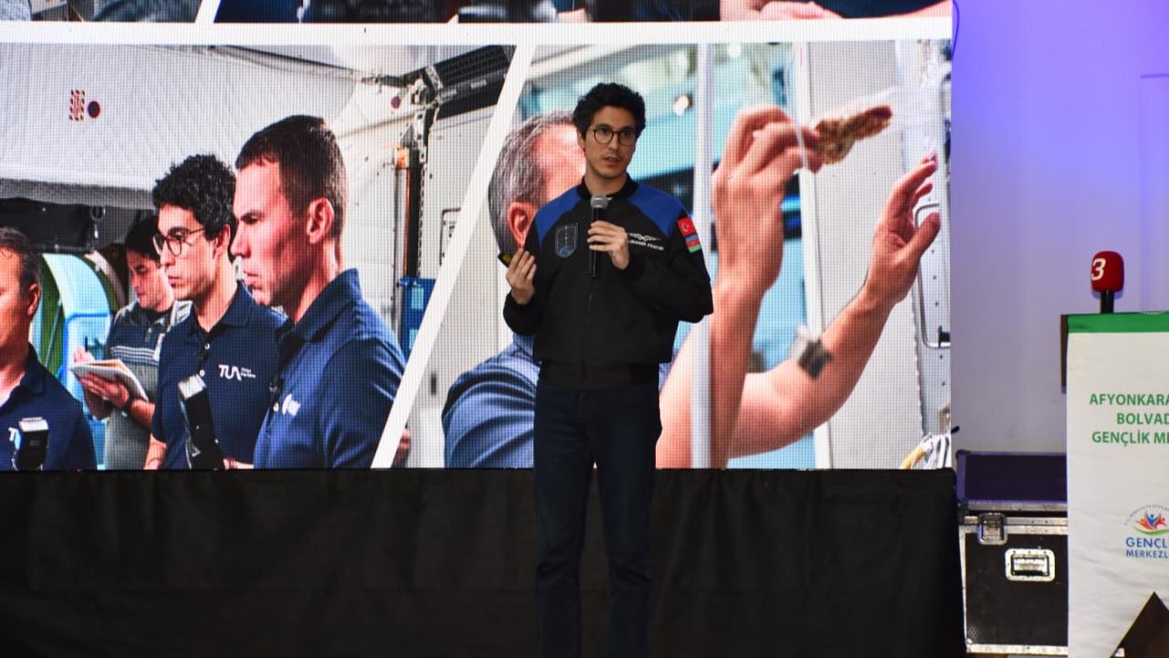 Astronot Tuva Cihangir Atasever Bolvadin’de Gençlerle Buluştu