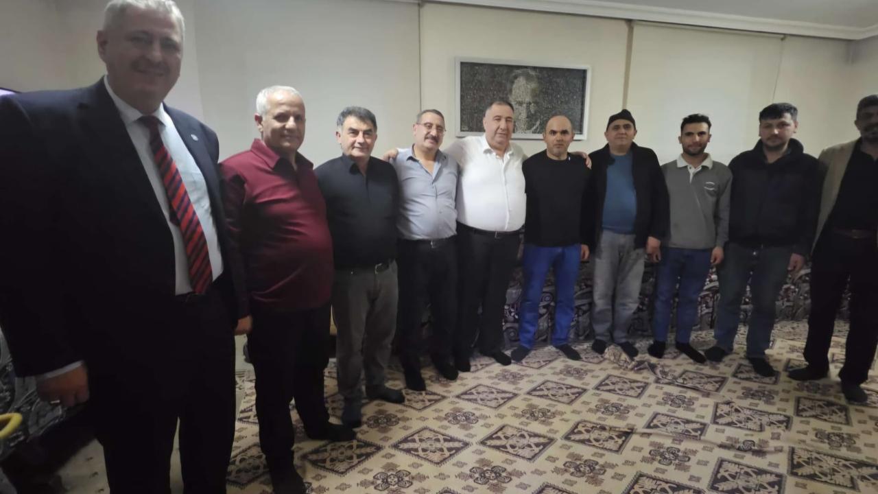 İyi Partili Mısırlıoğlu İğdemir Köyü’nde Yeni Üyelerle Buluştu: “Her Yeni Katılım, Milletimizin Umudunu Büyütmektedir”