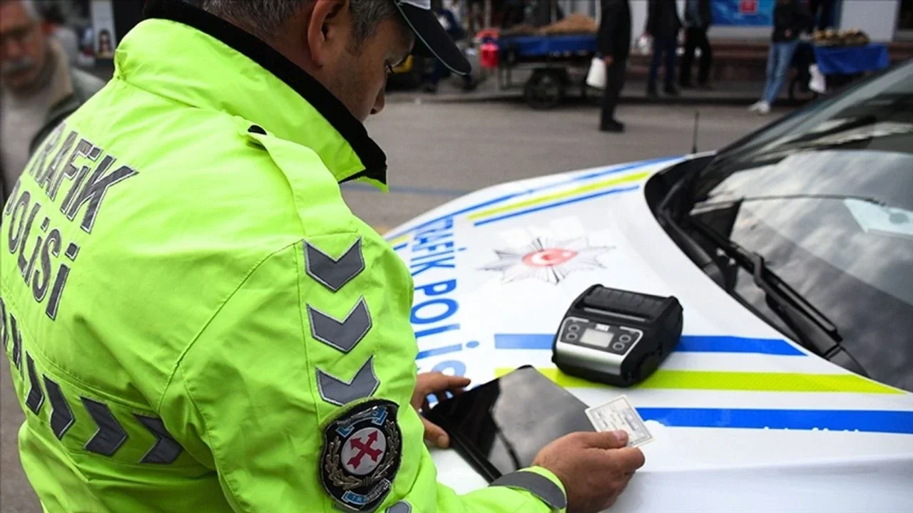 Trafikte Yeni Dönem! Bunları Yapan Yandı!