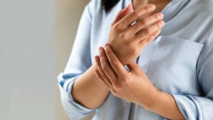 Uzmanından Romatizma Uyarısı: Şişlik, Sabah Tutukluğu, Gece Ağrısı Varsa Dikkat!