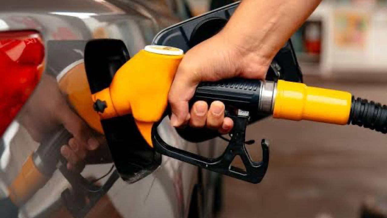 5,18 TL Zam Geldi: Motorin Fiyatları 70 TL’yi Aştı