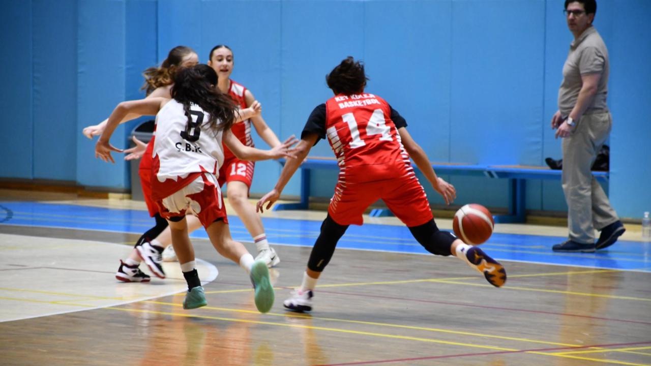 Afyon’da Basketbol Heyecanı: 4 Takım Türkiye Finalleri’nde