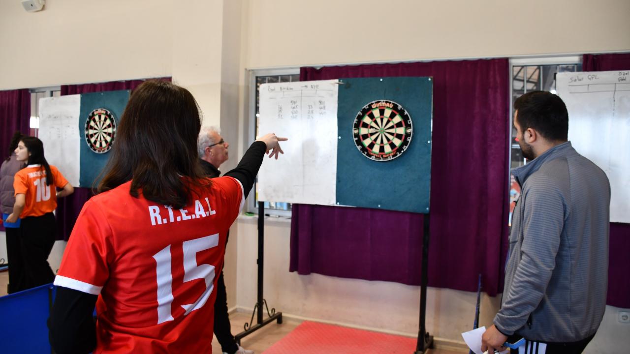 Afyon'da Dart Müsabakalarında Dereceye Giren Takımlar Belli Oldu