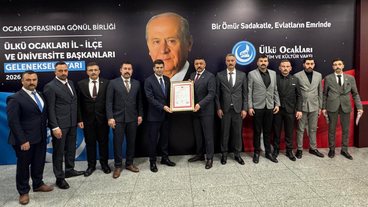 Afyonkarahisar Ülkü Ocakları’ndan Genel Merkez İftarında Tapu Takdimi