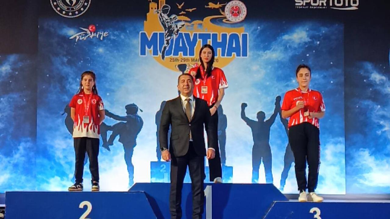 Afyonkarahisarlı Medine Akdere, Uluslararası Muay Thai Kupası’nda 3. Oldu