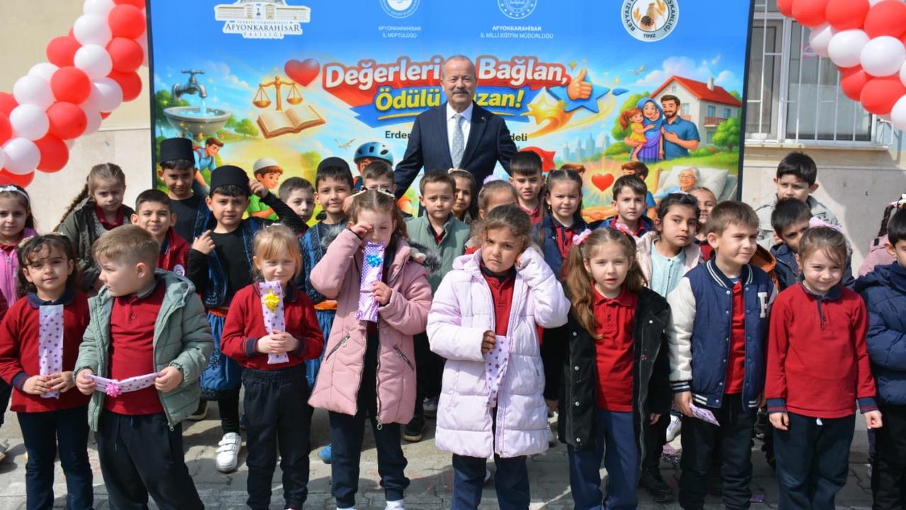 MHP’li Taytak: “Çocuklarımız Yarının En Büyük Umududur”