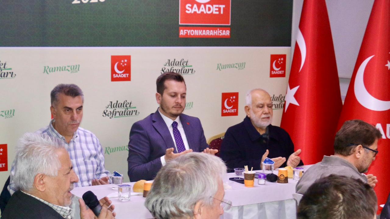Saadet Partisi, Geçmişten Bugüne Emek Verenlerle İftar Sofrasında Buluştu