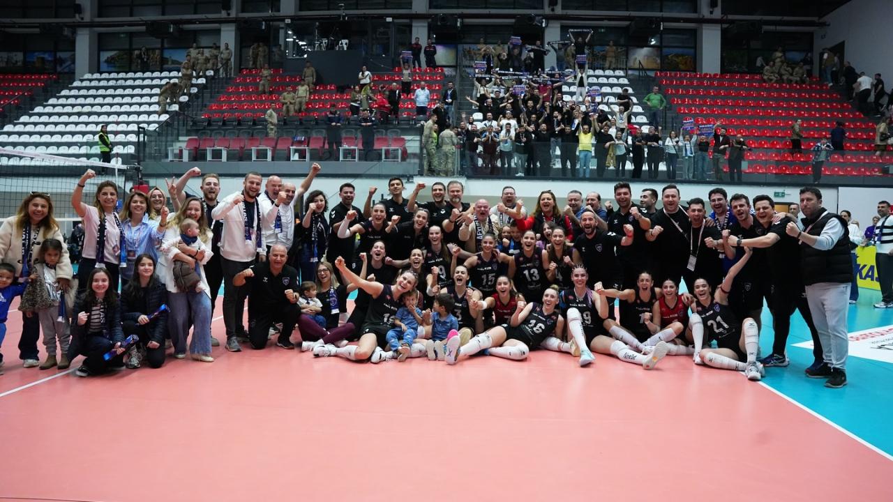 Afyon Belediye Yüntaş Tarih Yazdı: Sultanlar Ligi’ne Yükseldi