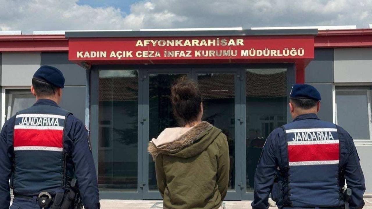 Afyon Jandarma Operasyonda 46 Şahsı Yakaladı