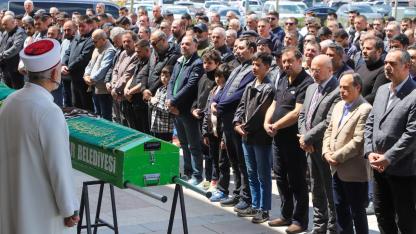 Afyon’da Komşu Dehşeti Sonrası Hayatını Kaybeden Yaşlı Çift Toprağa Verildi