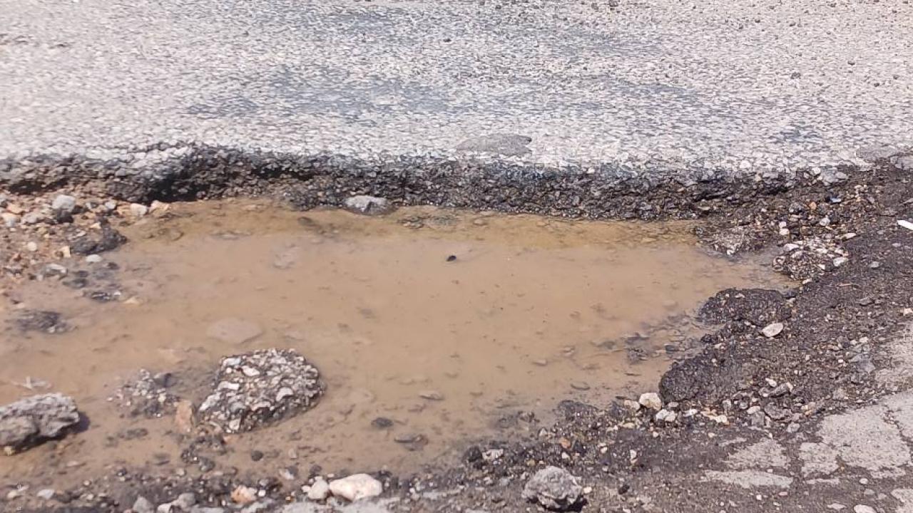 Afyonkarahisar’da İki İlçe Arasındaki Yol Tepki Çekiyor: Vatandaşlar Acil Müdahale İstiyor