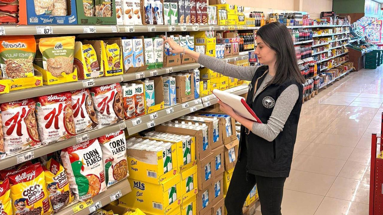 Afyonkarahisar‘da Marketlere Yönelik Denetim Yapıldı