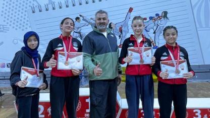 Afyonkarahisarlı Karatecilerden Türkiye Şampiyonası Bileti