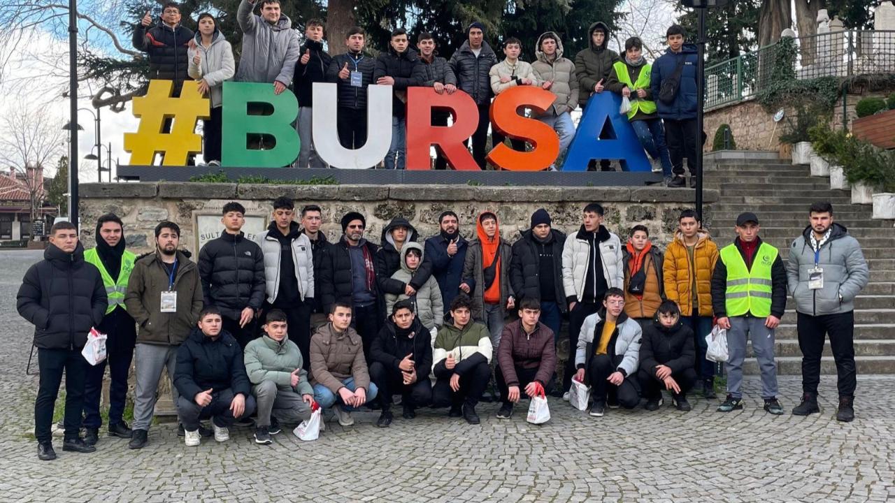 Afyonlu Gençlere Tekbir Getirdikleri İçin Ceza Yazıldı