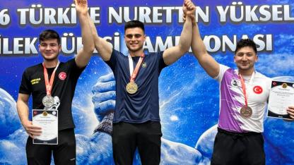 Afyonlu Gökhasan Bilek Güreşinde Türkiye Üçüncüsü Oldu