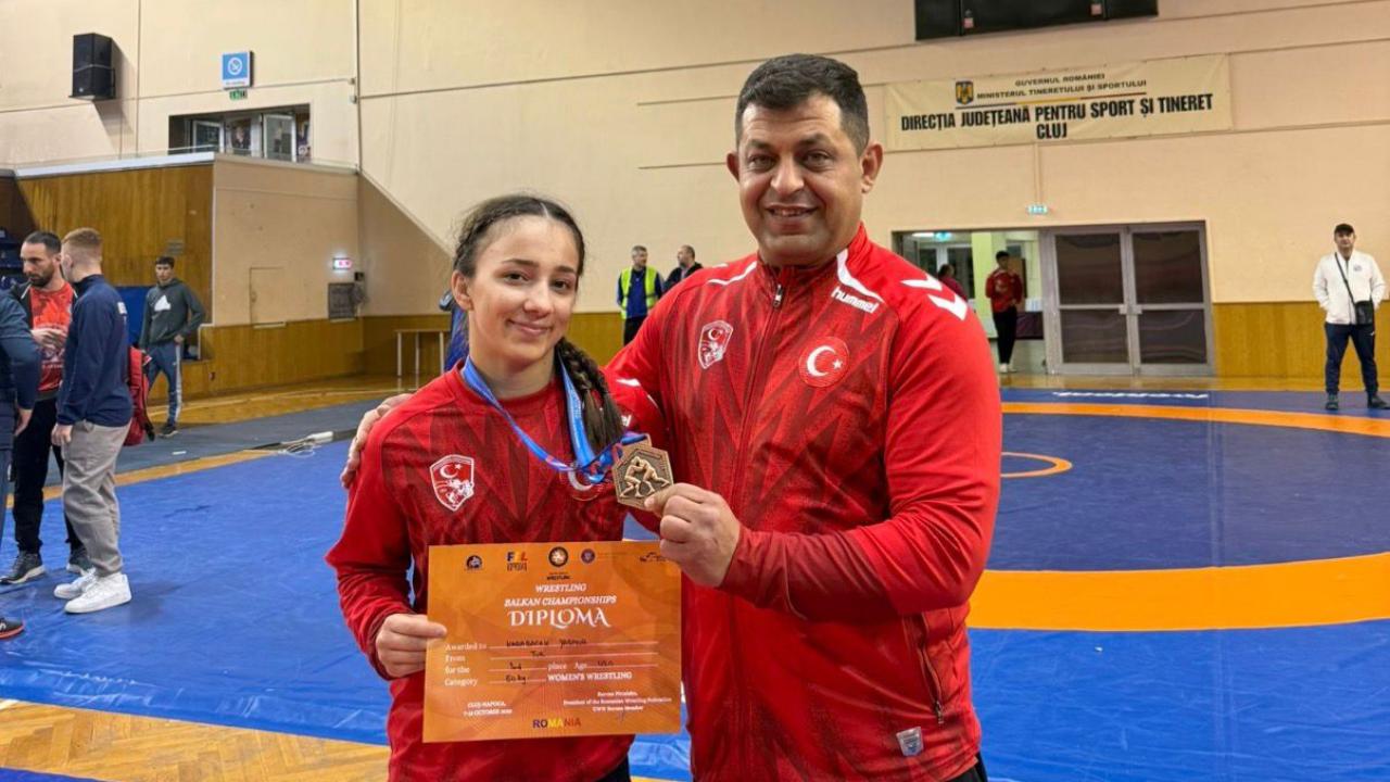 Afyonlu Güreşçiler Uluslararası Turnuva Kampına Katıldı