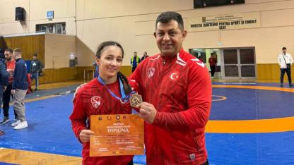 Afyonlu Güreşçiler Uluslararası Turnuva Kampına Katıldı