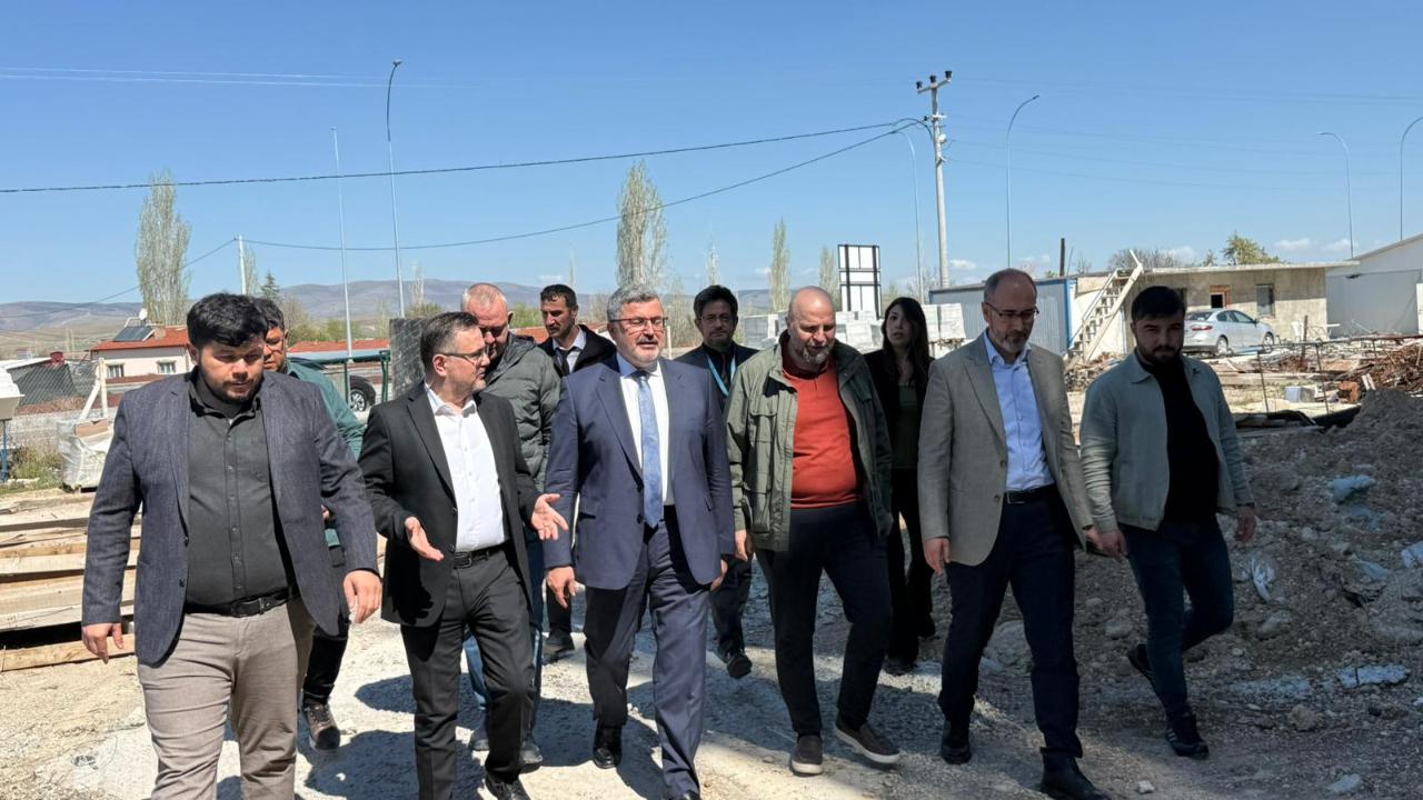 Ak Partili Özkaya: “Bolvadin Devlet Hastanesi 2027’de Tamamlanacak”