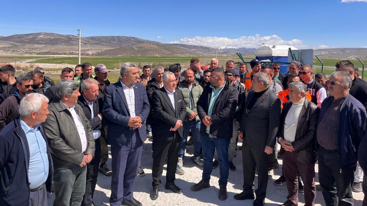 CHP Afyon Heyeti YHT Bayat Şantiyesinde: “Emeğin Yanındayız”