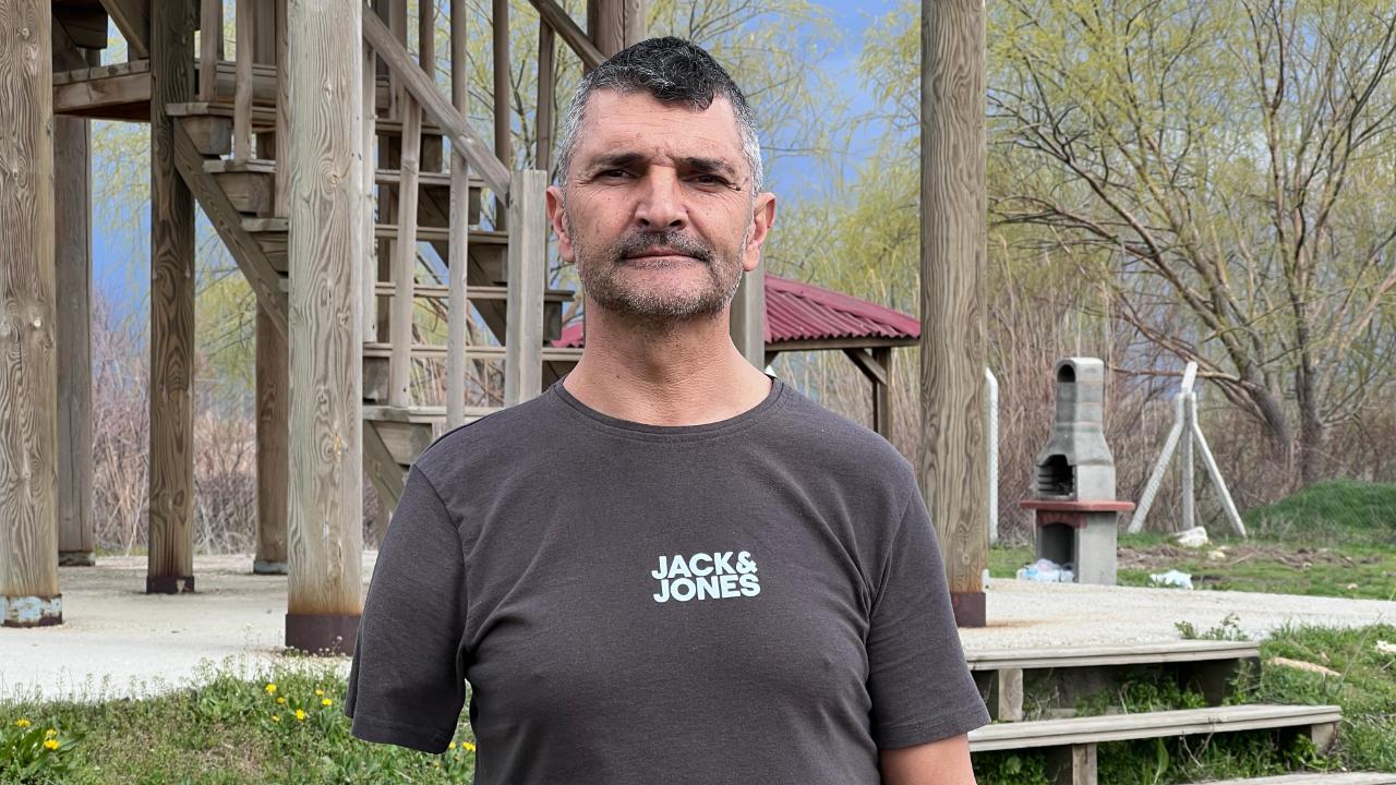Eber Gölü’nün Gönüllü Rehberi Kadir Ateş: “Tek Geçim Kaynağım Elimden Alındı”