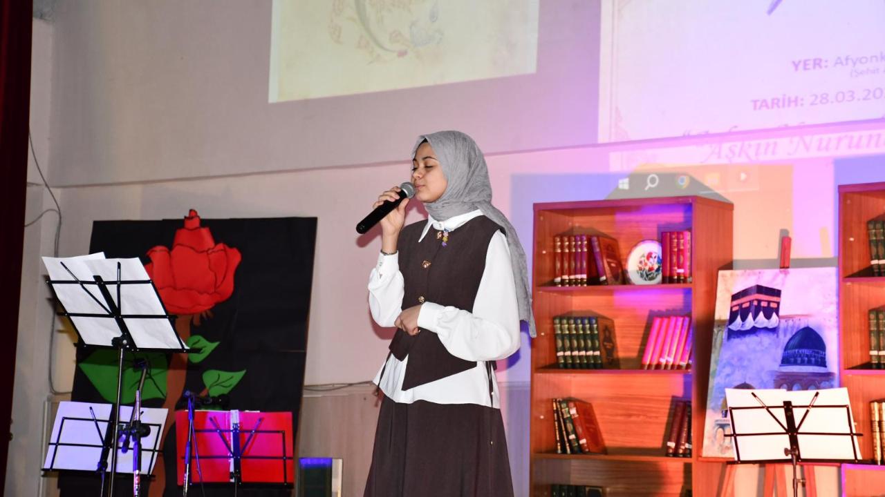 “İlahi Aşk”tan İstiklal Marşı’na: Afyonkarahisar’da Şiir Dolu Etkinlikler