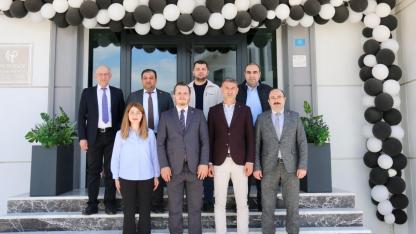 Saadet Partili Karataş’tan Eczacılar Odası’na Ziyaret: “Eczacılar Sağlık Sisteminin Vazgeçilmez Parçası”