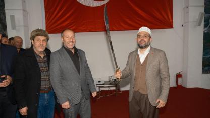 Afyon’da Halil Konakçı’nın Katılımıyla “Manevi ve Milli Değerlerimiz” Konulu Söyleşi Düzenlendi