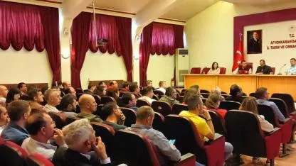 Afyon’da Şap Hastalığına Karşı Eğitim Düzenlendi