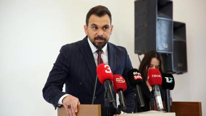 Deprem Çalıştayında Uzmanlardan Uyarı: “Afyon Fayların Tam Ortasında, Zemin Alarm Veriyor, Binalar Risk Altında!”