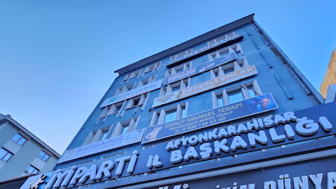 İYİ Parti’den AK Parti’ye Sert Yanıt: “Milletin Sesini Susturamazsınız”