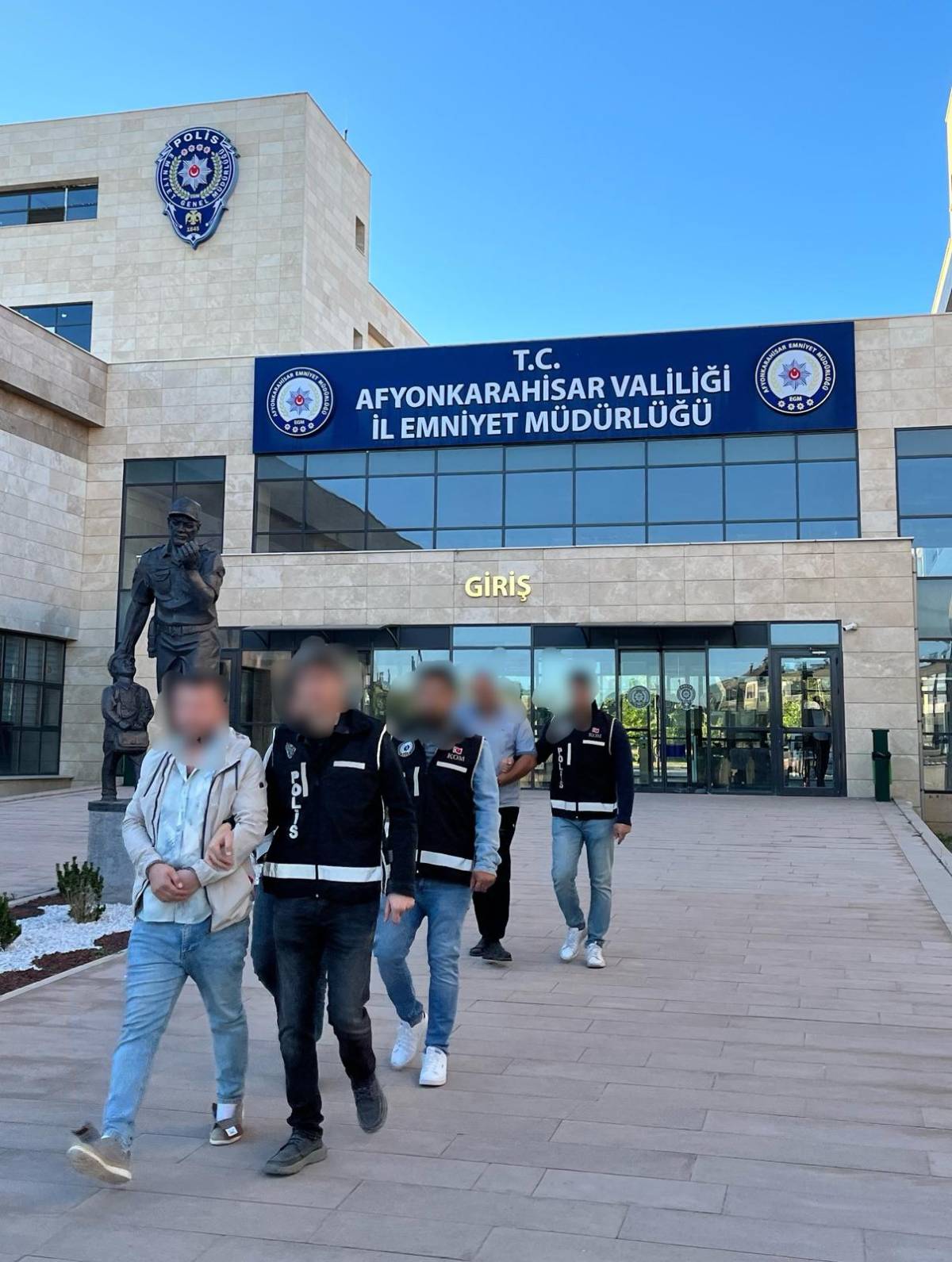 Afyon Başmakçı’da Tefecilik Operasyonu: Tutuklular Var!