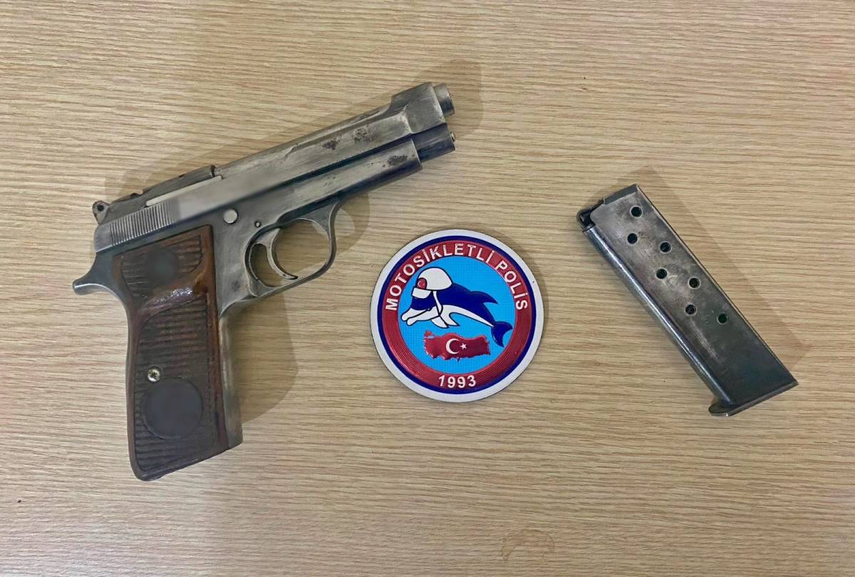 Afyon Erenler ve Hıdırlık’ta Yapılan Kontrollerde 13 Şahıs Yakalandı