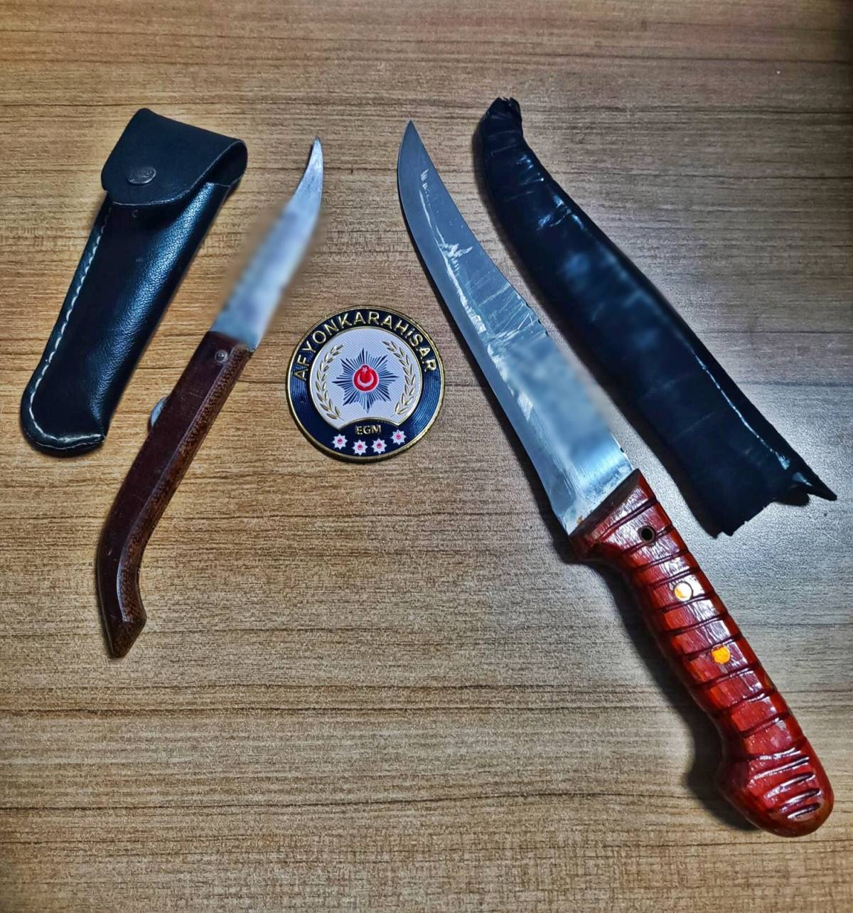 Afyon Erenler ve Hıdırlık’ta Yapılan Kontrollerde 13 Şahıs Yakalandı